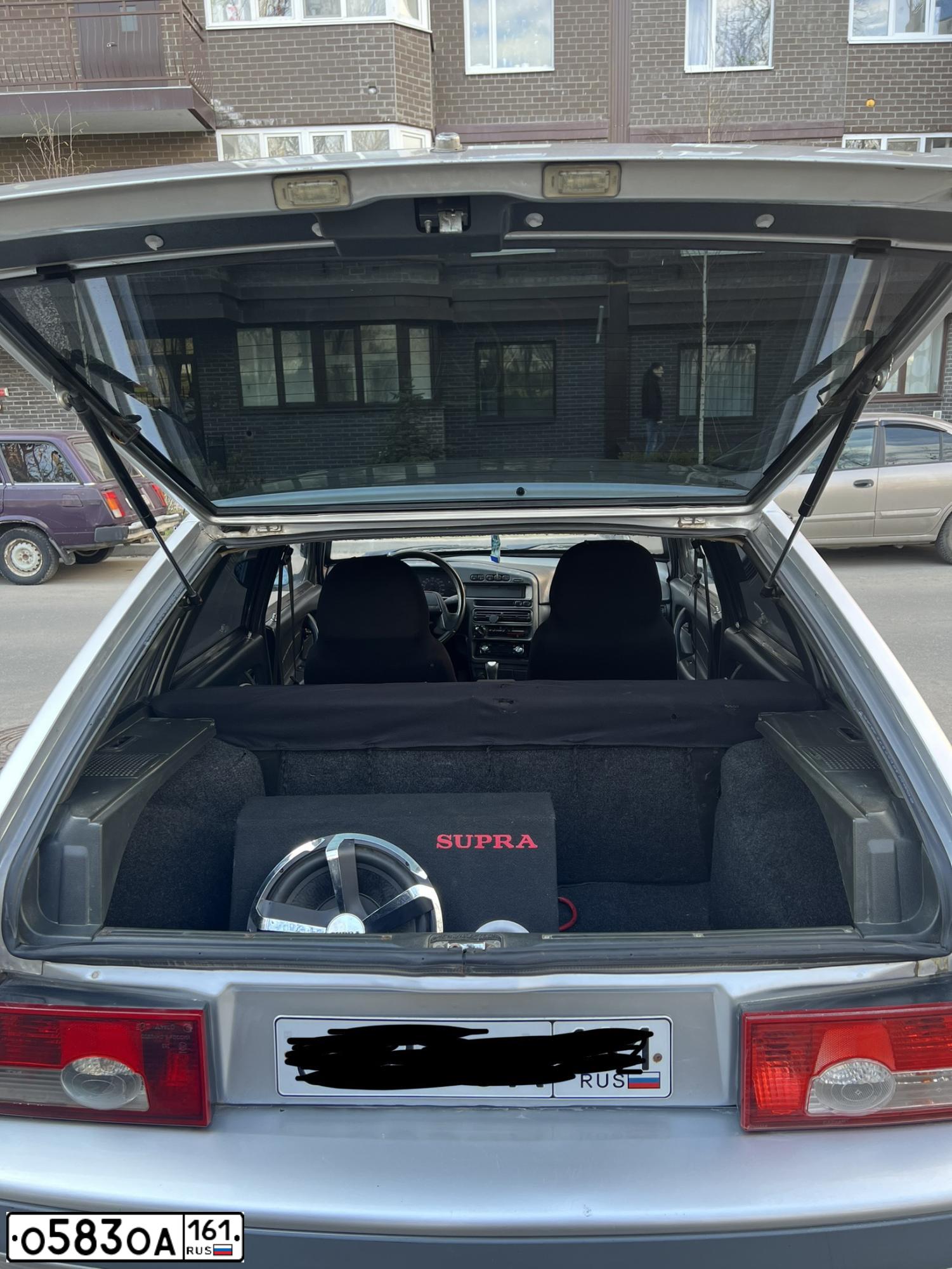 Фото автомобиля LADA 2114 SAMARA, 2006 — госномер Т087ЕВ181. Цвет: СВ.СЕРЕБР.МЕТАЛЛ