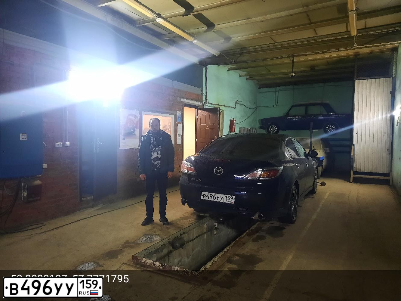 Фото автомобиля MAZDA 6, 2011 — госномер В496УУ159. Цвет: ЧЕРНЫЙ