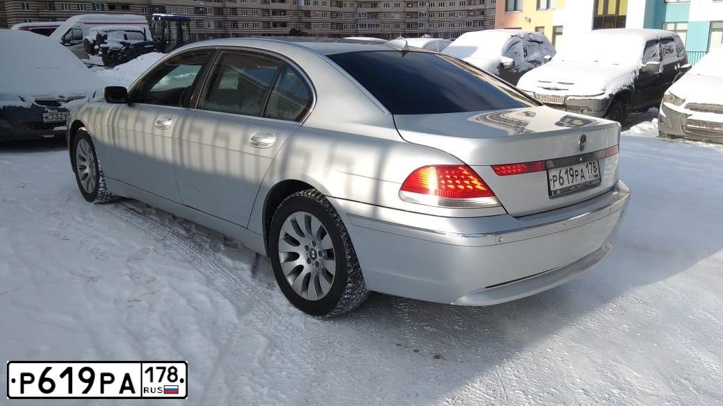 Фото автомобиля BMW SERIE 7, 2003 — госномер О915НР71. Цвет: Серебристый