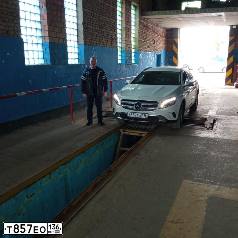 Фото автомобиля MERCEDES GLA-KLASSE, 2016 — госномер М232СН13. Цвет: Белый