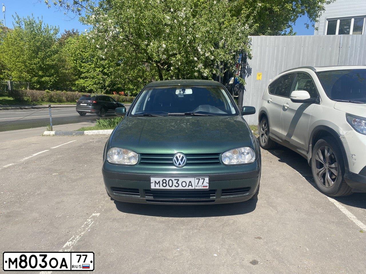 Фото автомобиля TOYOTA CAMRY, 2008 — госномер Т906ВК196. Цвет: СВЕТЛО СЕРЫЙ