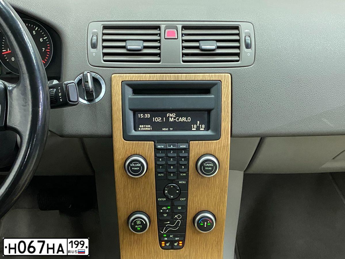 Фото автомобиля VOLVO S40, 2008 — госномер Т717ТХ790