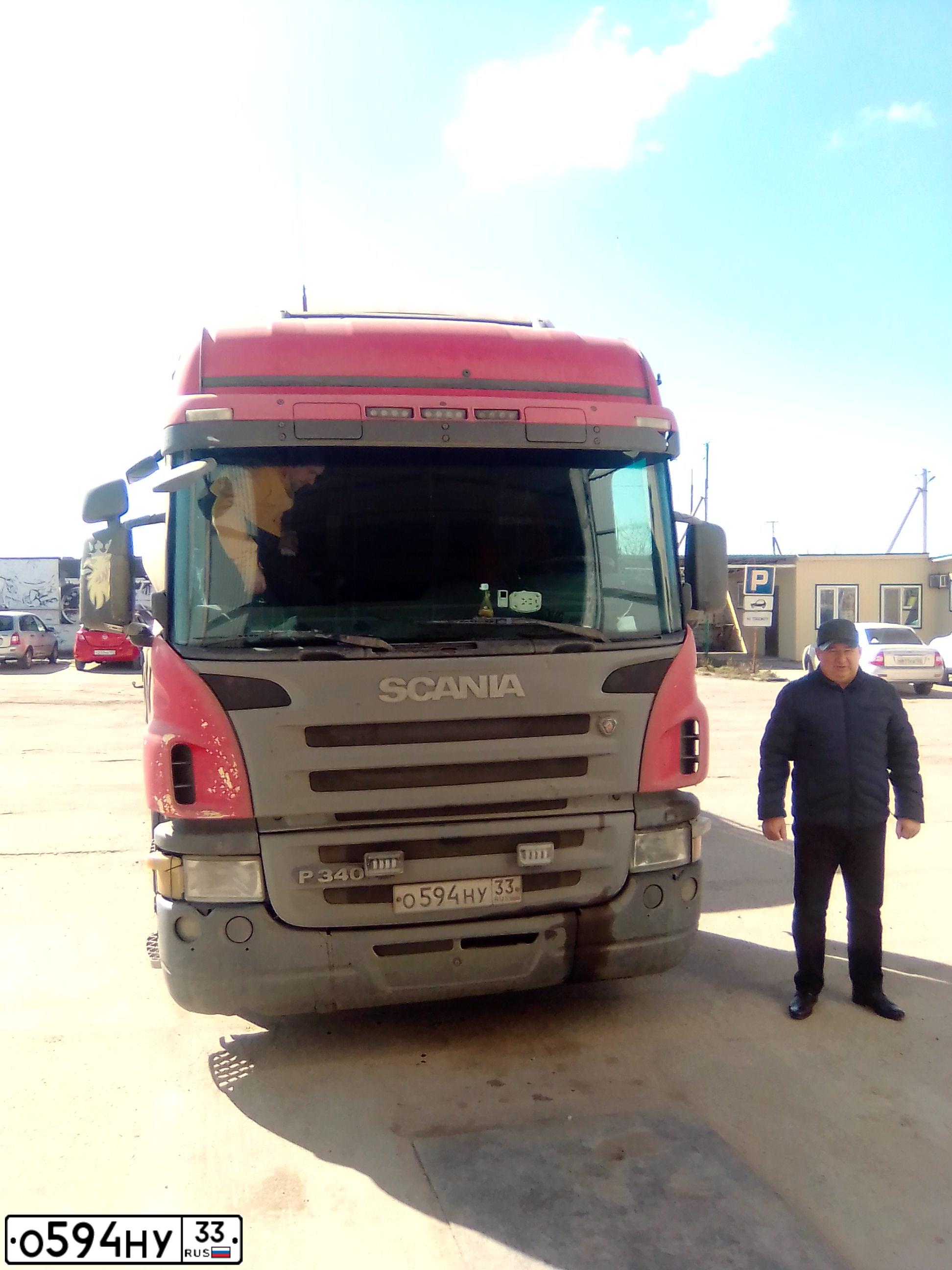 Фото автомобиля SCANIA SERIE P /4X2/, 2011 — госномер К001МС33. Цвет: КРАСНЫЙ