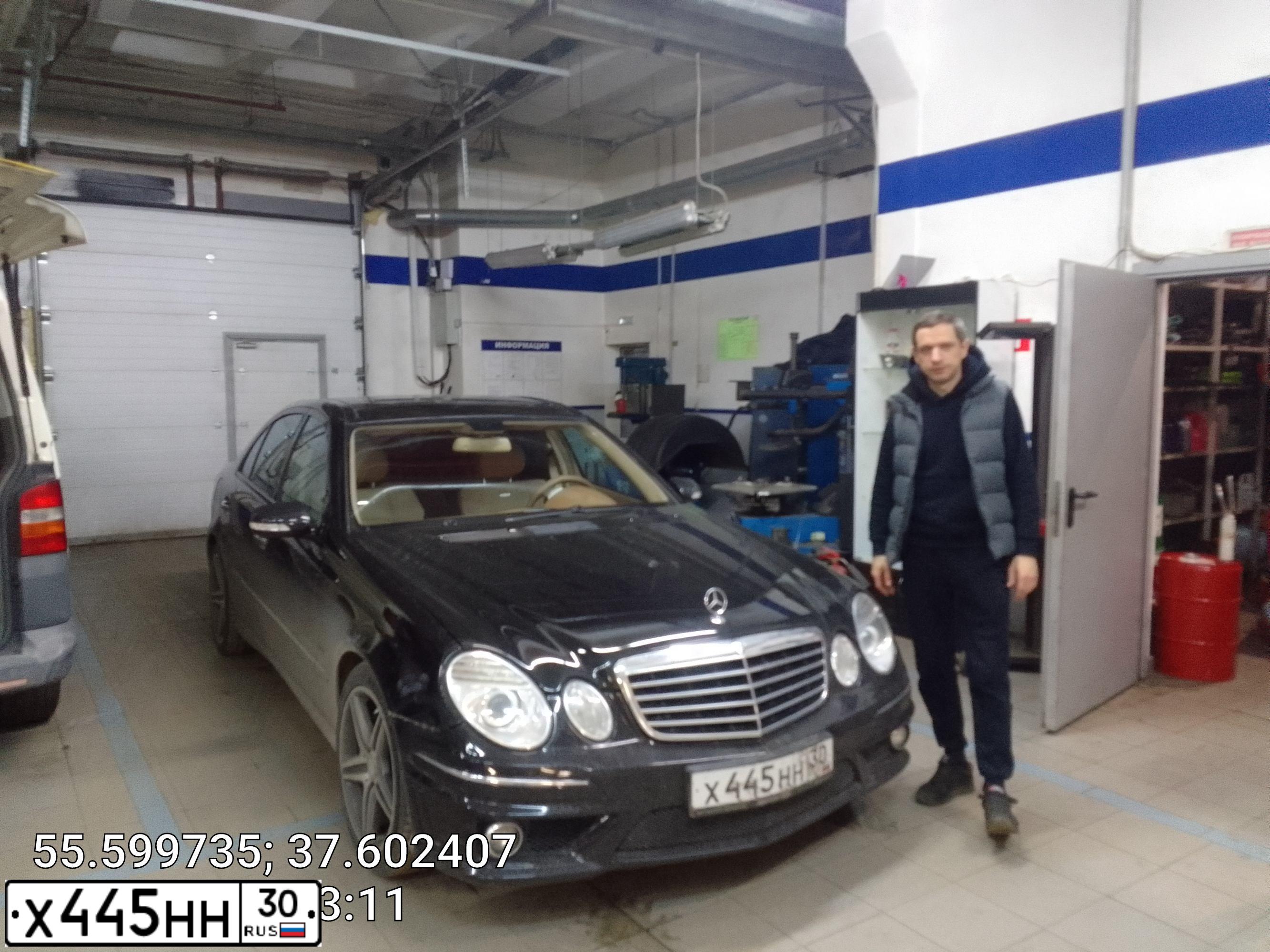 Фото автомобиля MERCEDES-BENZ E63, 2007 — госномер М011СР164