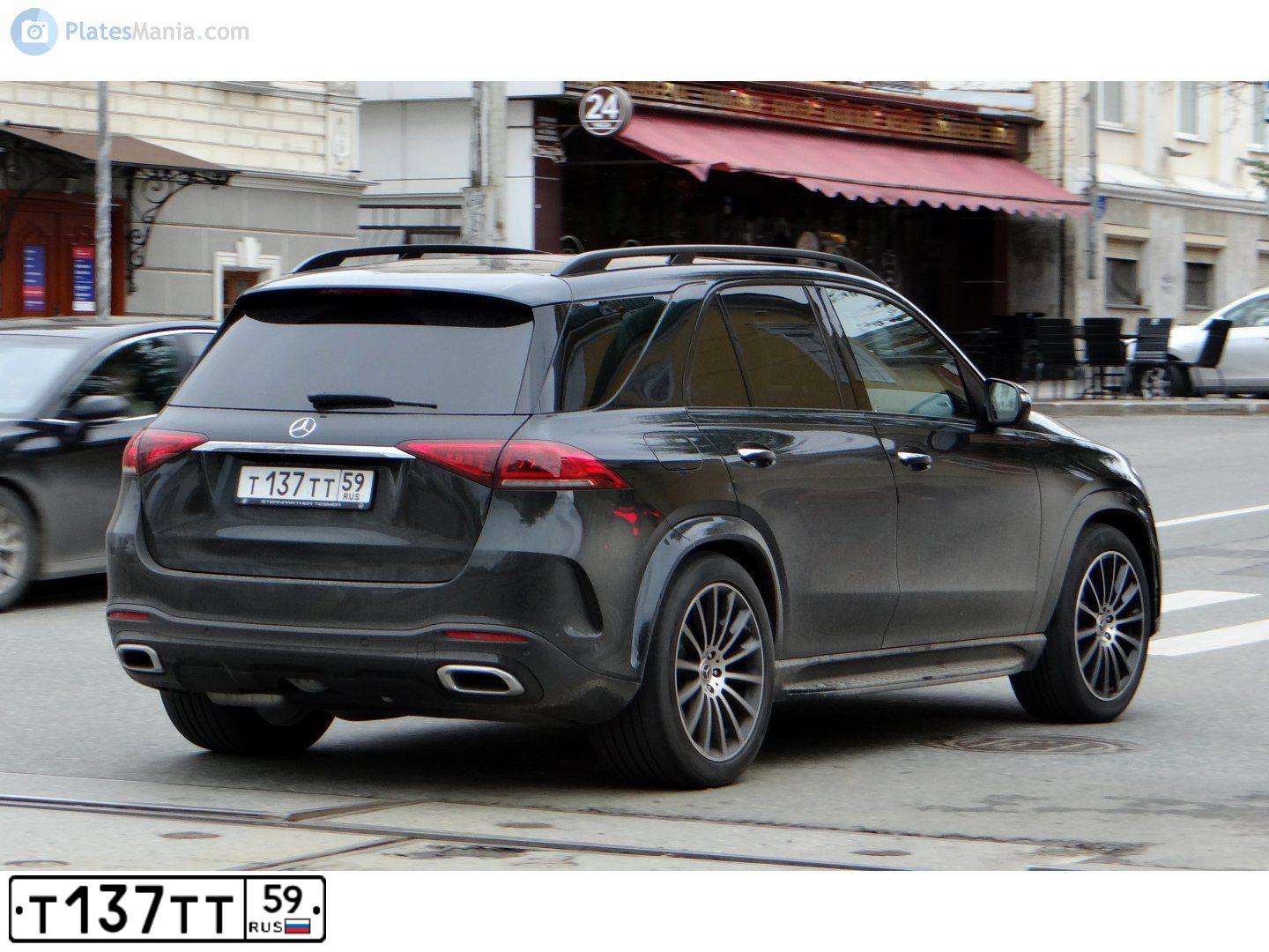 Фото автомобиля LADA 2191 GRANTA, 2017 — госномер Т137ТТ59. Цвет: ЧЕРНЫЙ