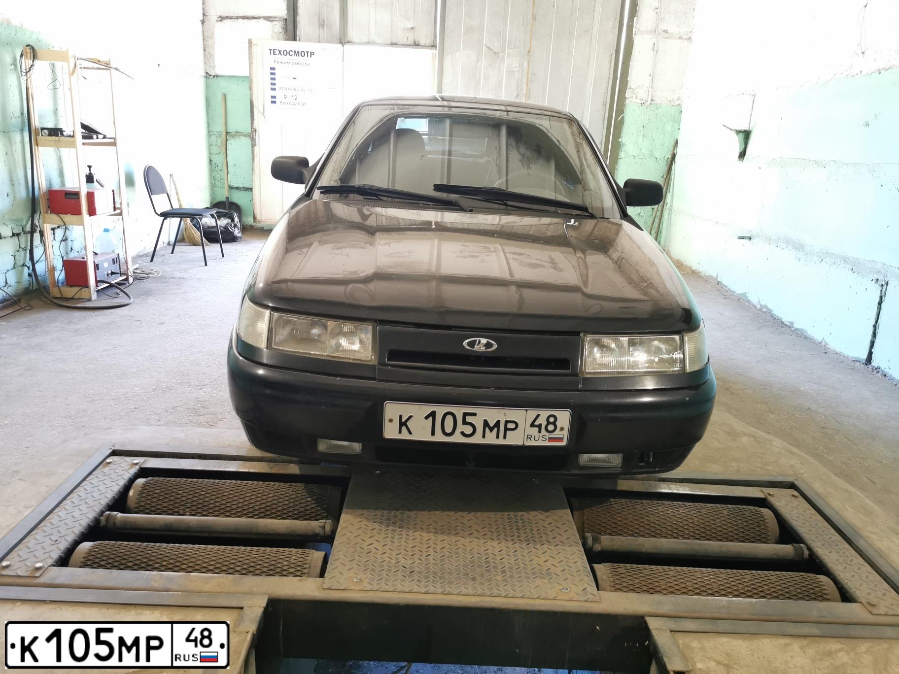 Фото автомобиля LADA 2112, 2006 — госномер У104ВА180. Цвет: ГРАФИТОВЫЙ МЕТАЛЛИК
