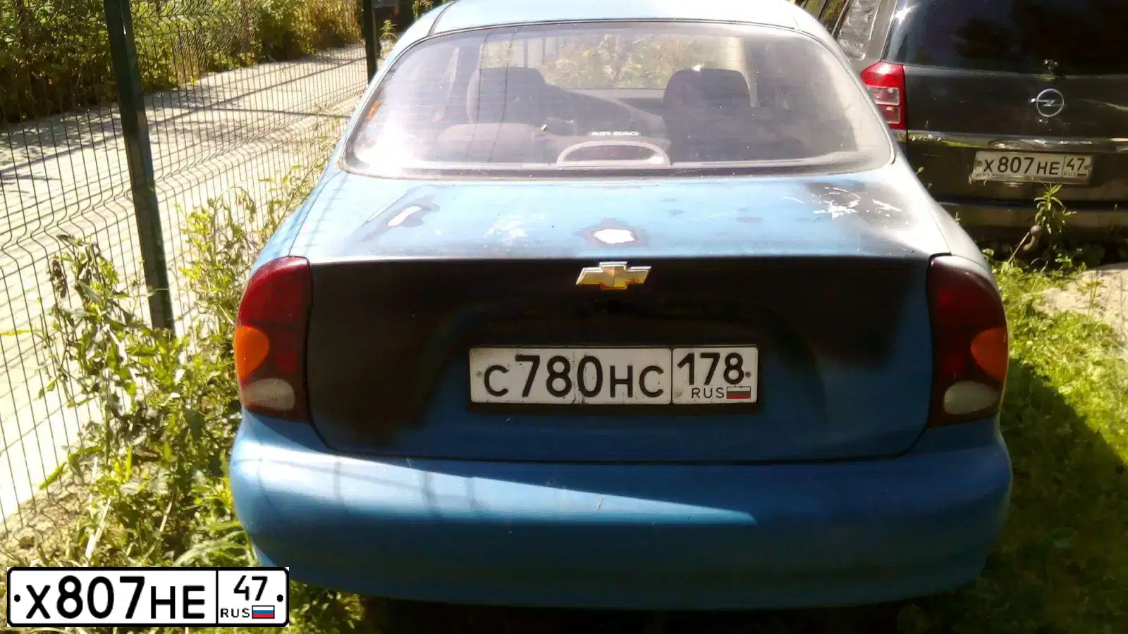Фото автомобиля OPEL ZAFIRA, 2009 — госномер Х807НЕ47. Цвет: ТЕМНО-СЕРЫЙ