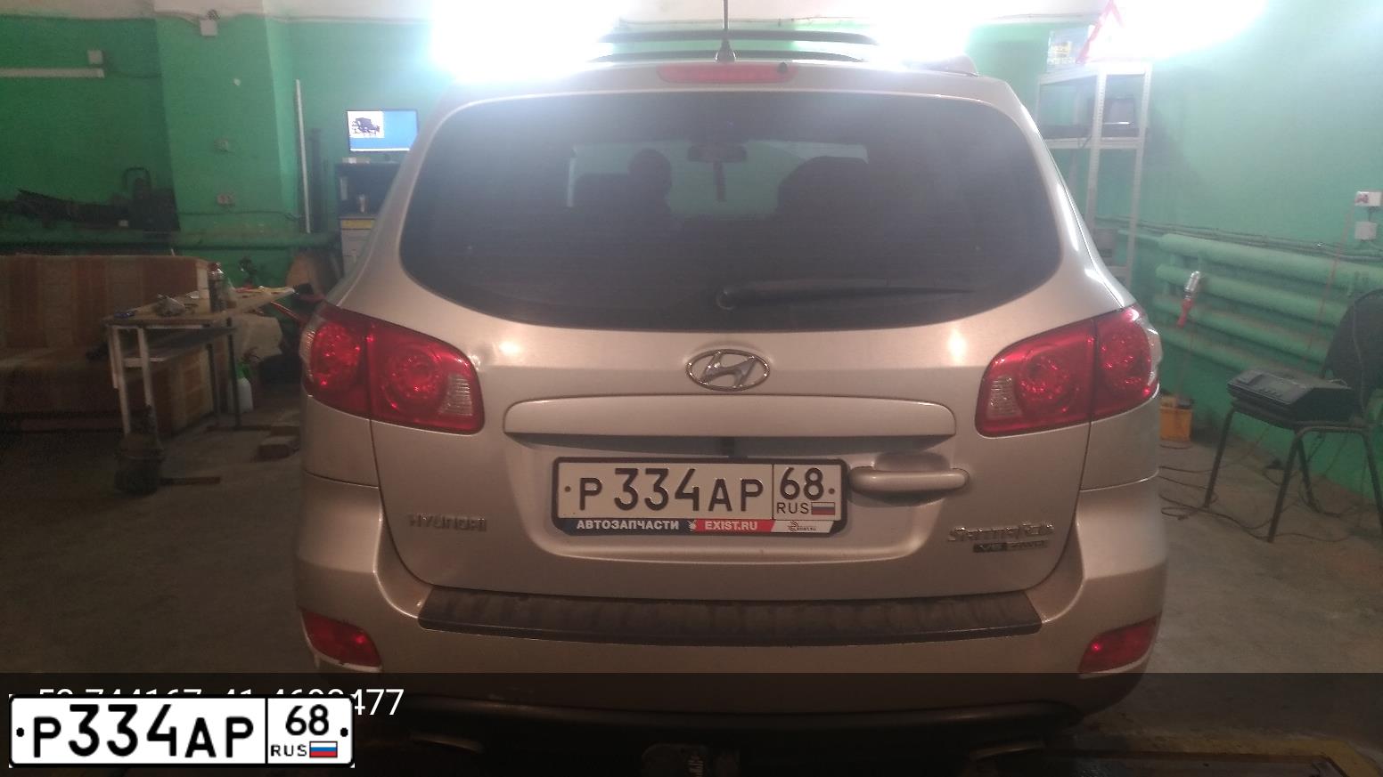 Фото автомобиля HYUNDAI SANTA FE, 2006 — госномер В736НН57. Цвет: серебристый