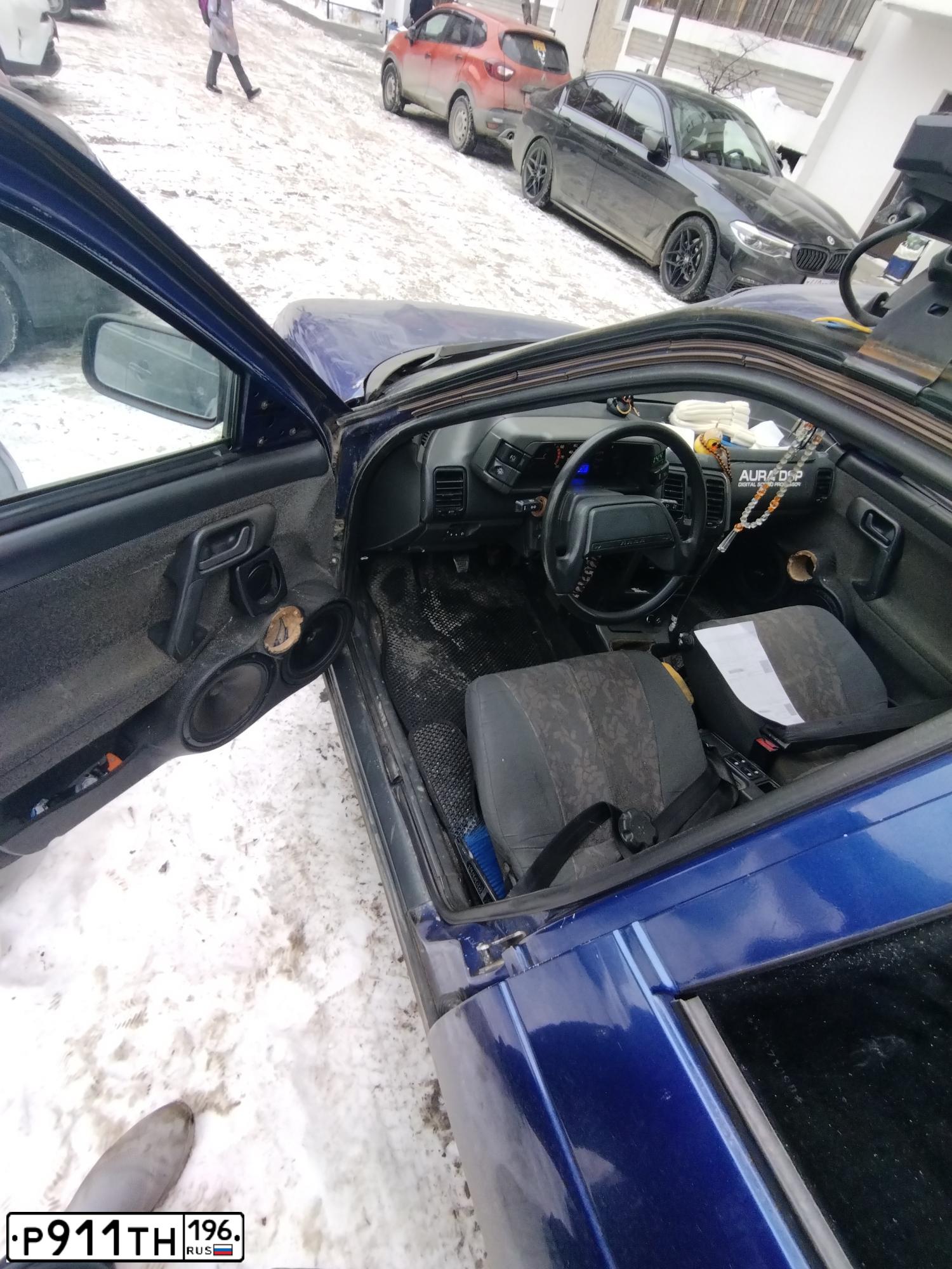 Фото автомобиля LADA 2110, 2000 — госномер Р911ТН196. Цвет: синий