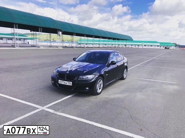 Фото автомобиля BMW SERIE 3, 2010 — госномер А077ВХ124. Цвет: ЧЕРНЫЙ