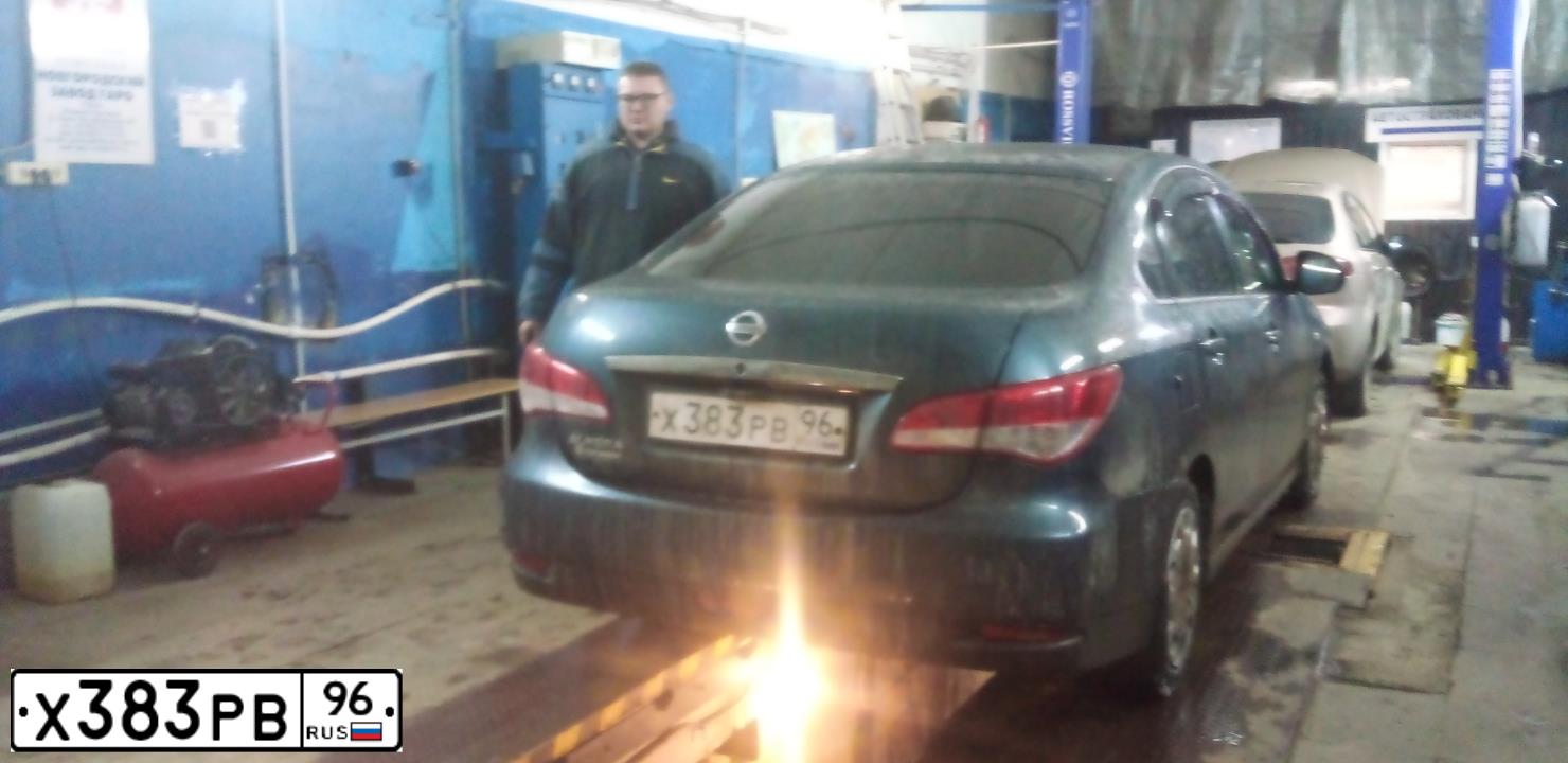 Фото автомобиля NISSAN ALMERA /AVTOVAZ/, 2013 — госномер Х383РВ96. Цвет: СЕРО-СИНИЙ