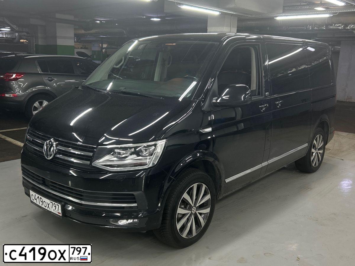 Фото автомобиля VOLKSWAGEN MULTIVAN, 2019 — госномер С419ОХ797. Цвет: ЧЕРНЫЙ