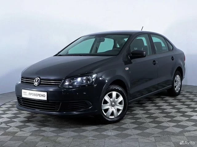 Фото автомобиля VOLKSWAGEN POLO, 2015 — госномер С127ОУ790. Цвет: СЕРЫЙ