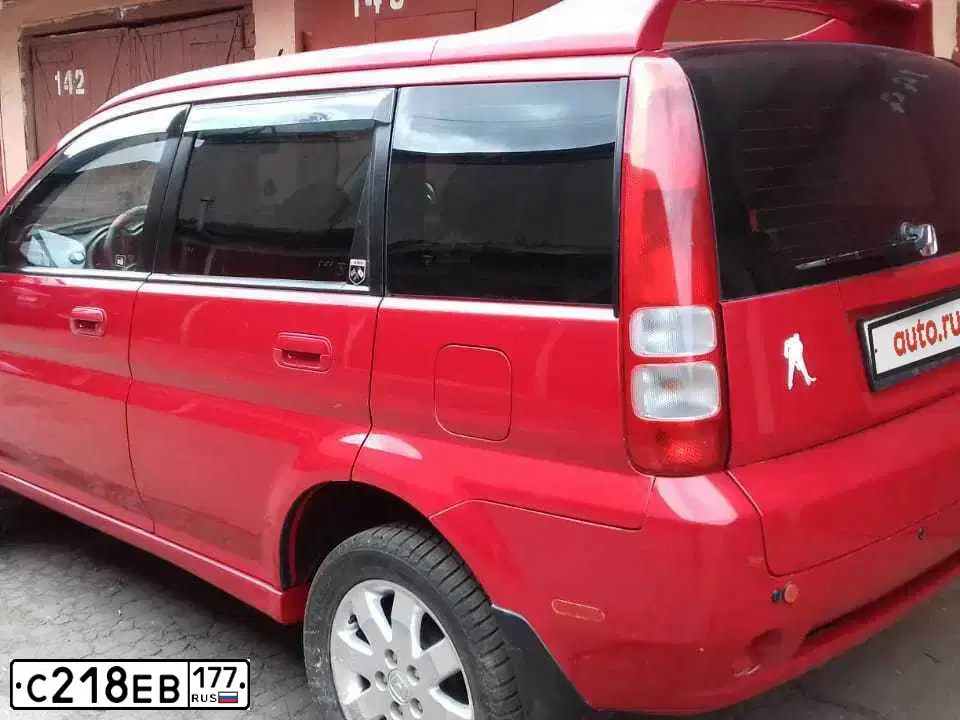Фото автомобиля HONDA HR-V, 2005 — госномер Е034ЕТ763. Цвет: Красный