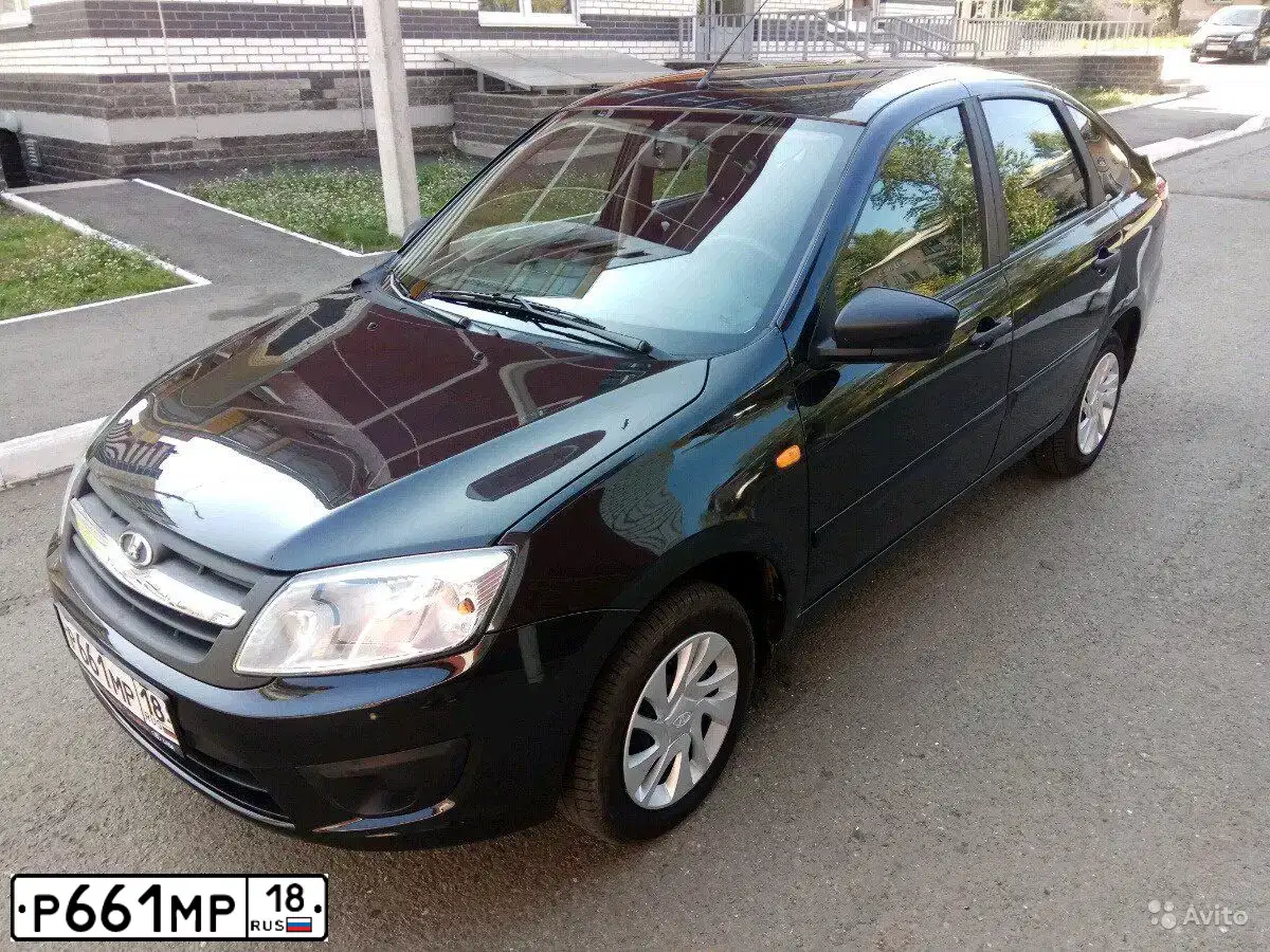 Фото автомобиля LADA 2191 GRANTA, 2015 — госномер Р661МР18. Цвет: ЧЕРНЫЙ