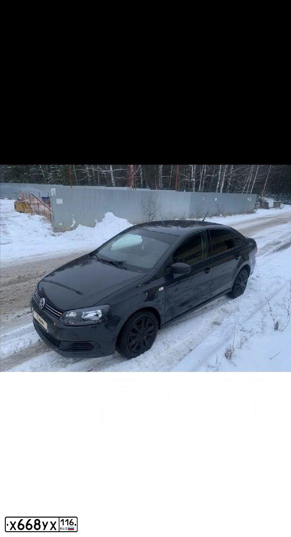 Фото автомобиля VOLKSWAGEN POLO, 2013 — госномер Р915ХЕ116. Цвет: Белый