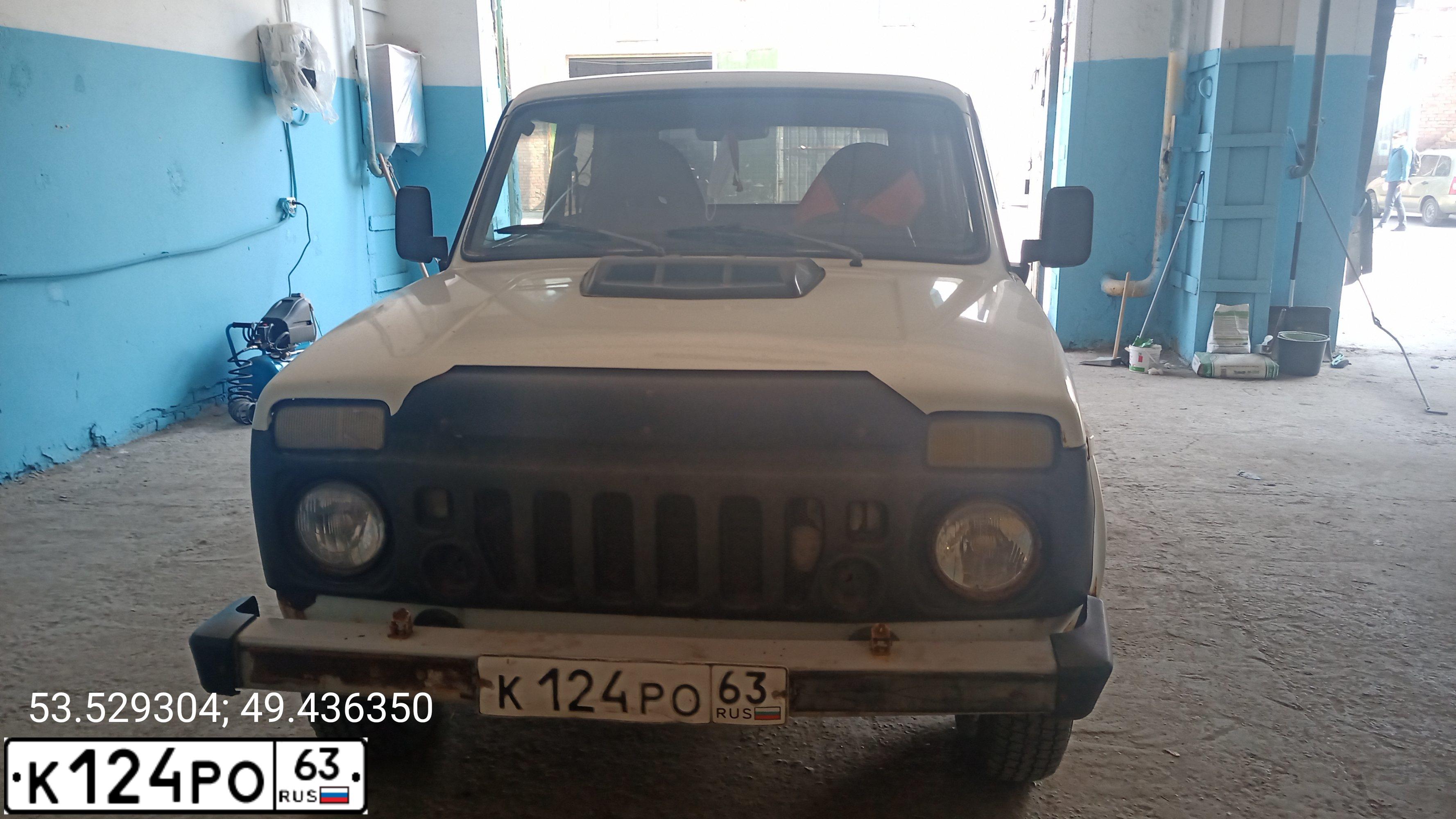 Фото автомобиля LADA 2121 NIVA, 1991 — госномер К124РО63. Цвет: БЕЛЫЙ