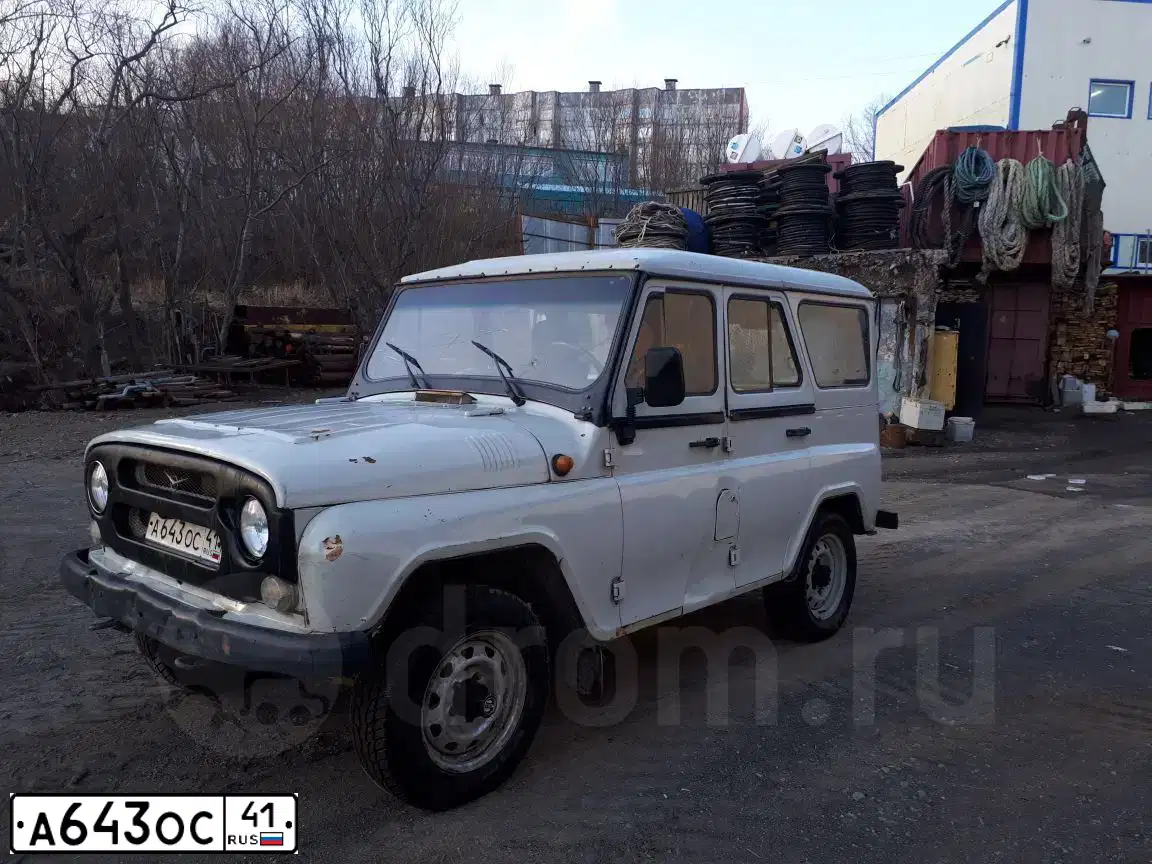 Фото автомобиля UAZ 3151 / HUNTER, 2004 — госномер В864ЕМ41. Цвет: БЕЛАЯ НОЧЬ
