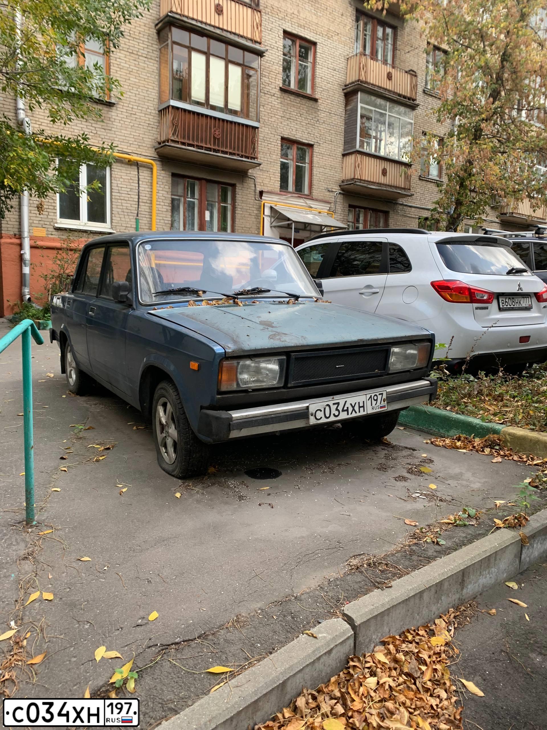 Фото автомобиля LADA 2105, 2003 — госномер С034ХН197. Цвет: СЕРЫЙ