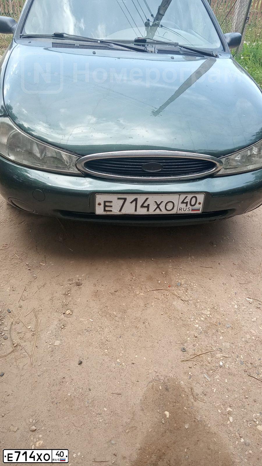 Фото автомобиля FORD MONDEO, 1998 — госномер Е252ХЕ40. Цвет: ЗЕЛЕНЫЙ