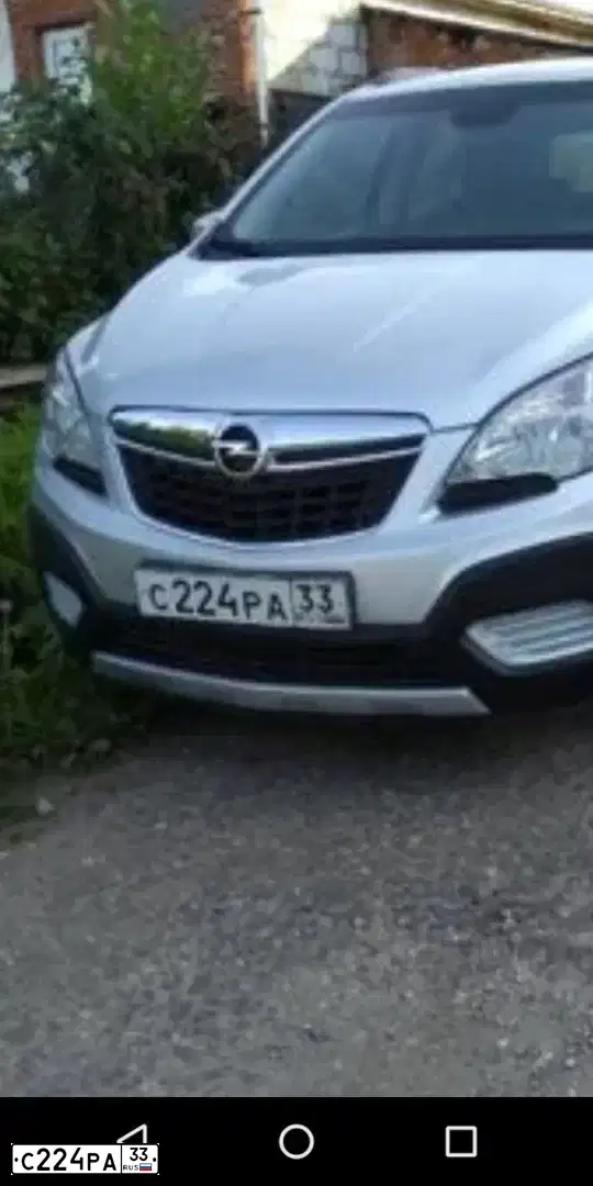 Фото автомобиля OPEL MOKKA, 2014 — госномер В357НУ37. Цвет: Серебристый