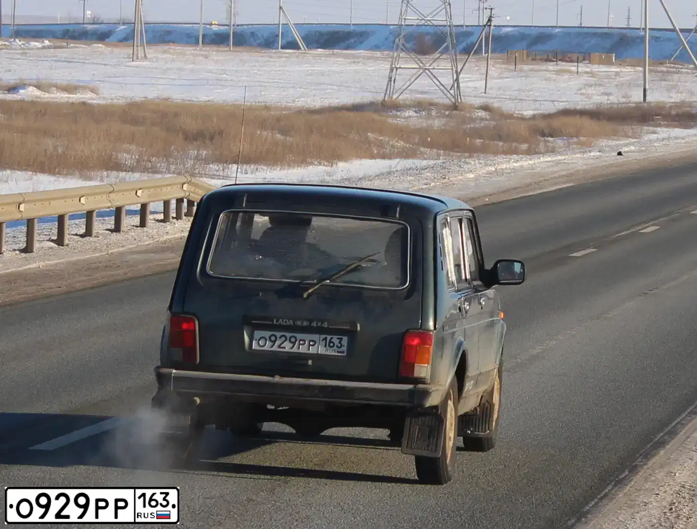 Фото автомобиля LADA 2131 NIVA, 2011 — госномер Е436СК763. Цвет: Серо-сине-зеленый