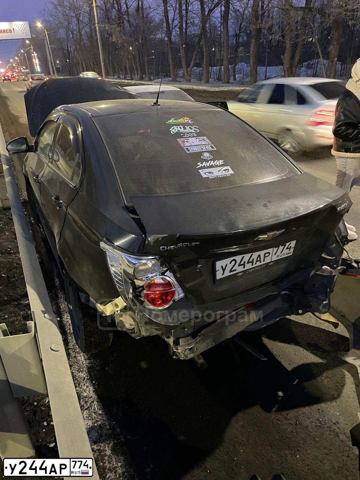 Фото автомобиля CHEVROLET AVEO, 2013 — госномер У244АР774. Цвет: ЧЕРНЫЙ МЕТАЛЛИК