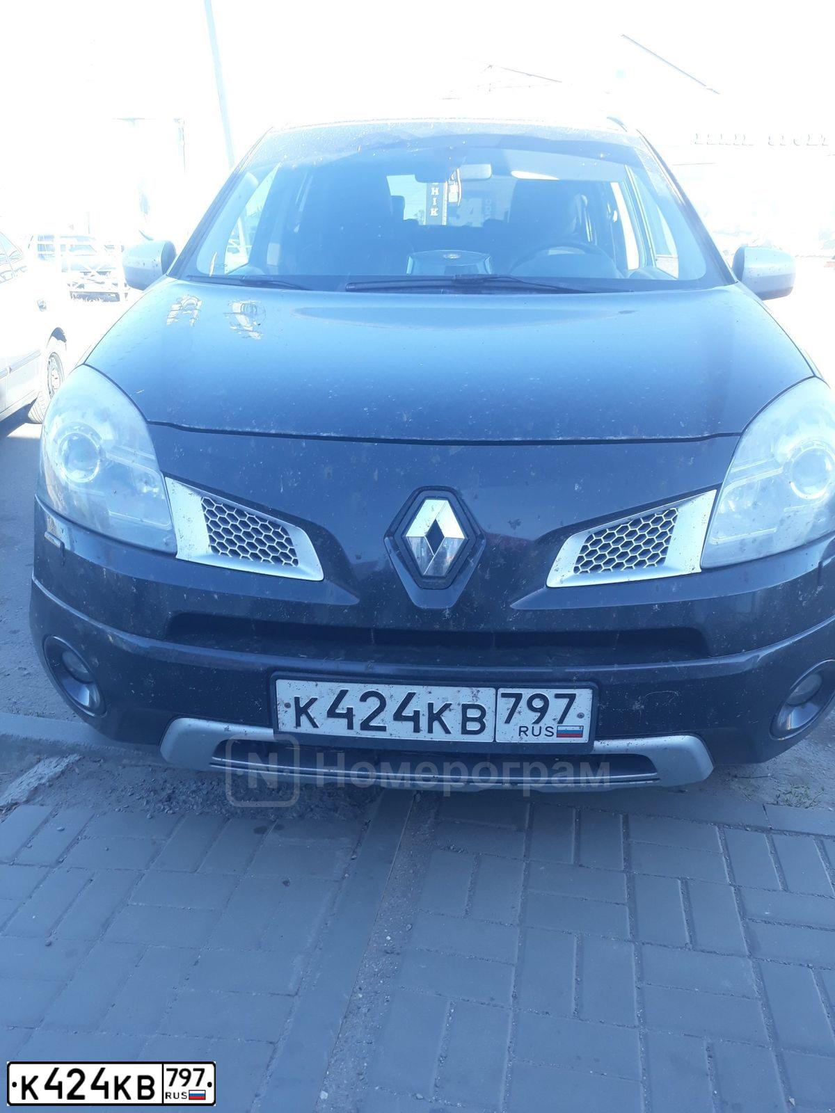 Фото автомобиля RENAULT KOLEOS, 2010 — госномер К424КВ797. Цвет: ЧЕРНЫЙ