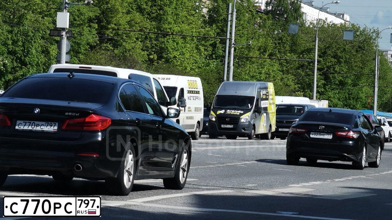 Фото автомобиля BMW SERIE 5, 2019 — госномер С770РС797. Цвет: ЧЕРНЫЙ