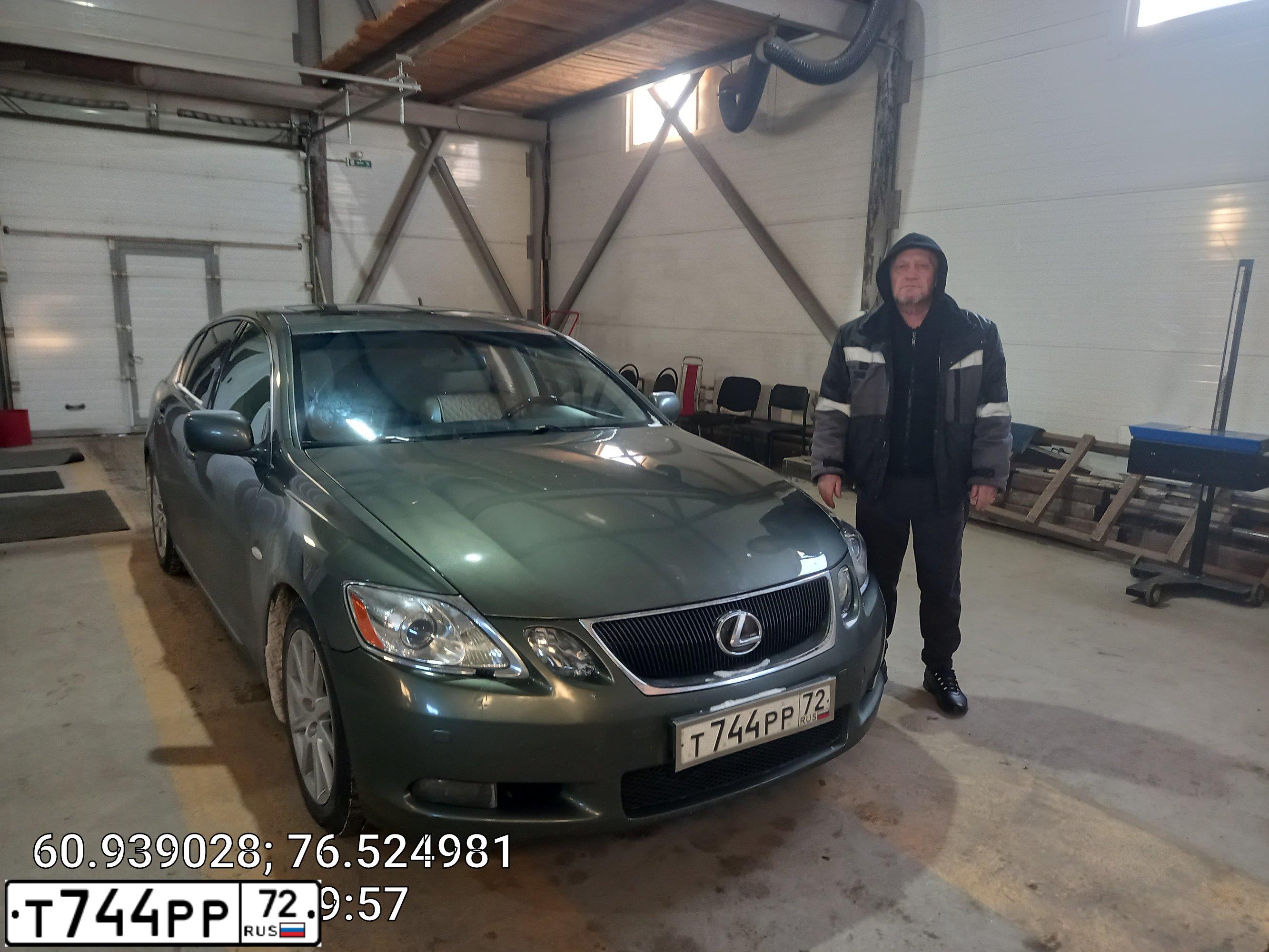 Фото автомобиля LEXUS GS300, 2006 — госномер Е191СМ186. Цвет: СЕРО-ЗЕЛЕНЫЙ