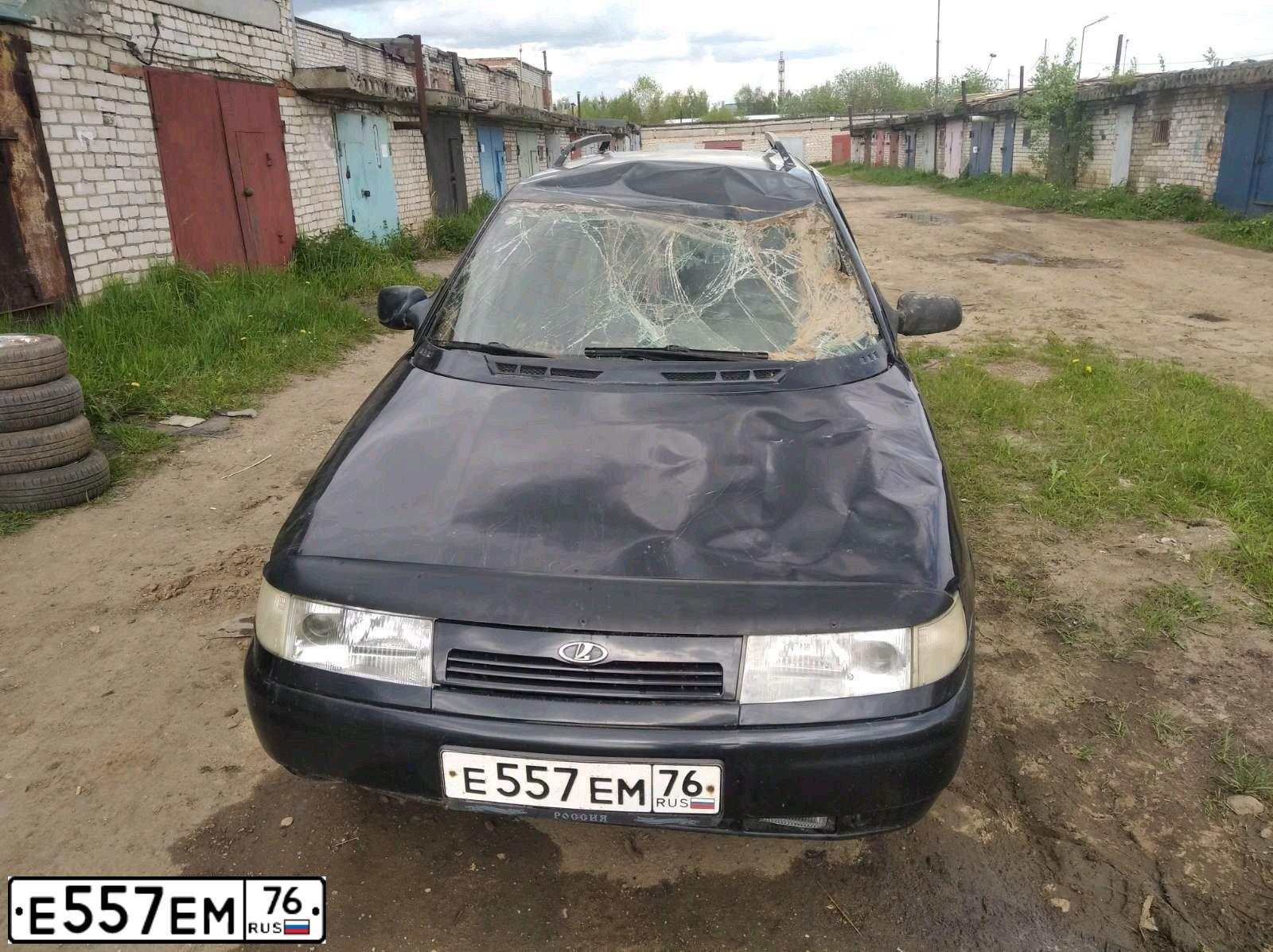 Фото автомобиля BOGDAN 2110/2111, 2010 — госномер Е557ЕМ76. Цвет: ЧЕРНЫЙ