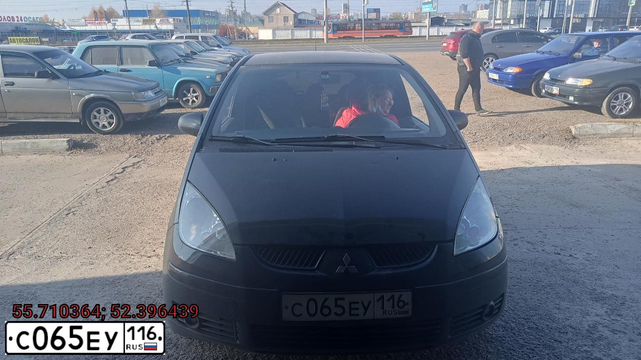 Фото автомобиля MITSUBISHI COLT, 2007 — госномер С065ЕУ116. Цвет: ЧЕРНЫЙ