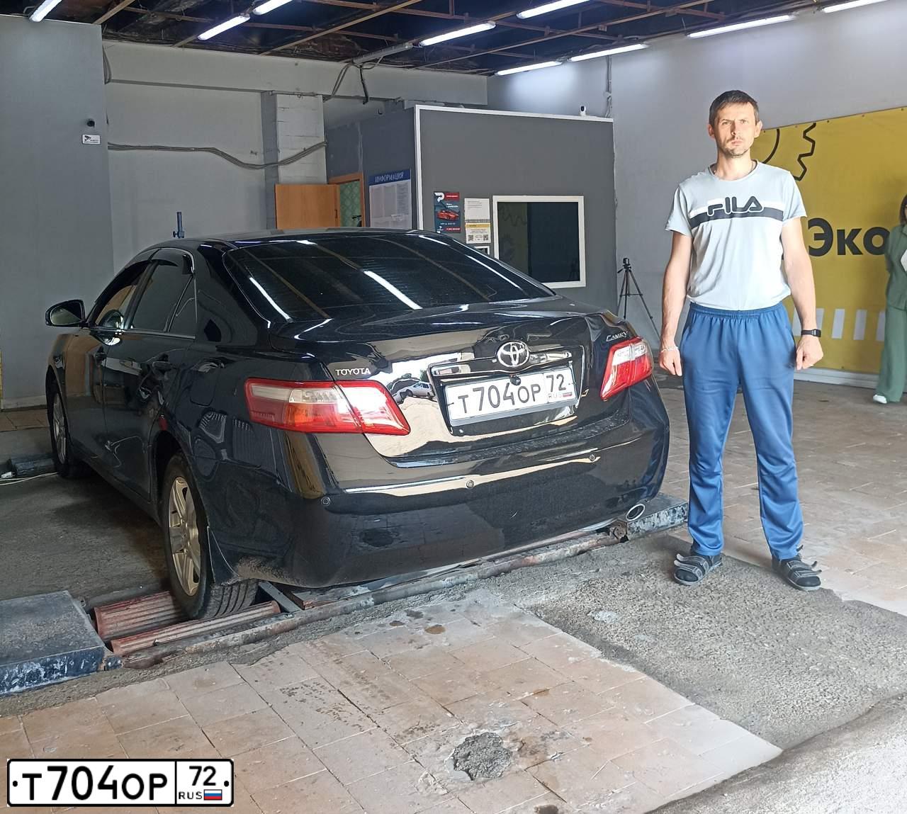 Фото автомобиля TOYOTA CAMRY, 2011 — госномер А597ОХ155. Цвет: ЧЕРНЫЙ