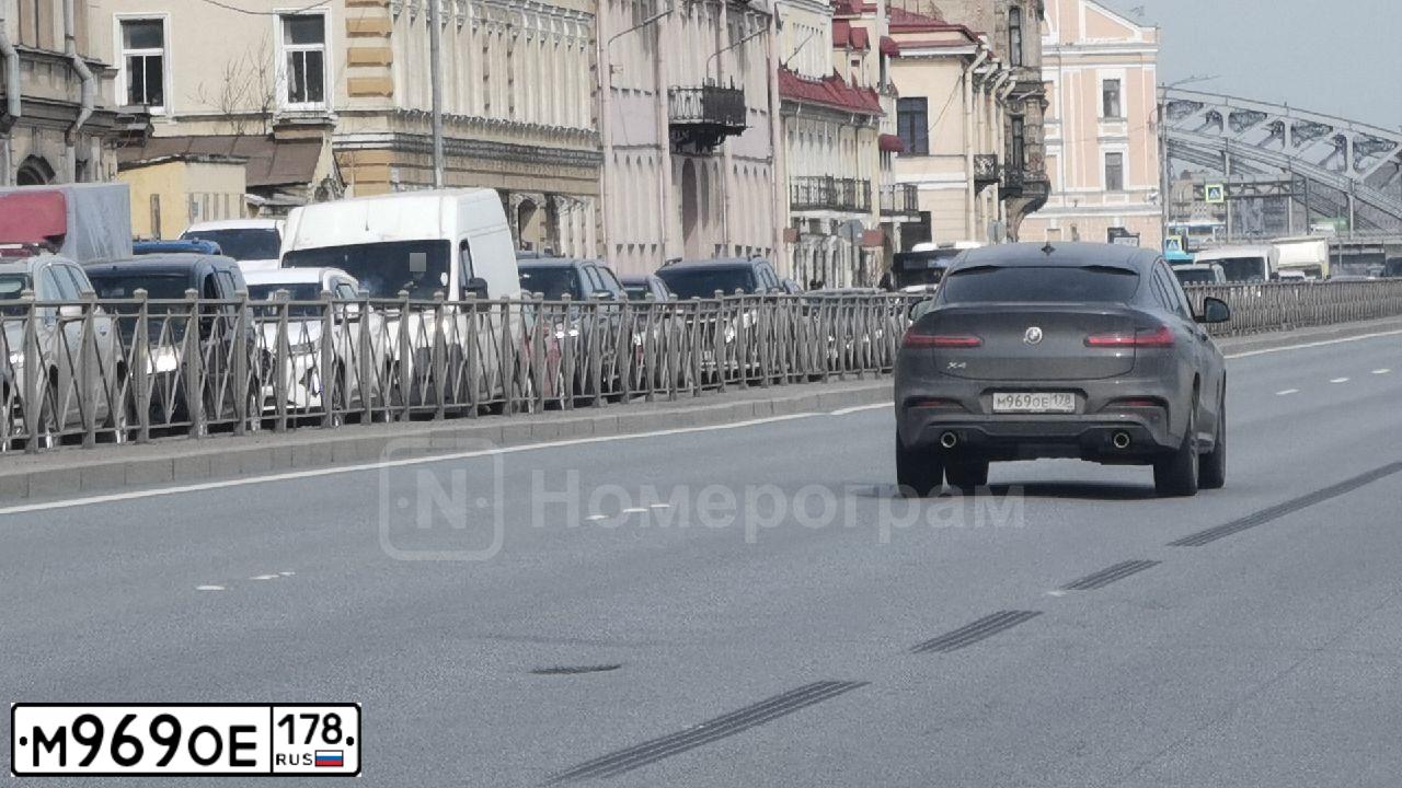 Фото автомобиля MERCEDES GLK-KLASSE, 2015 — госномер С666ТВ198. Цвет: ЧЕРНЫЙ