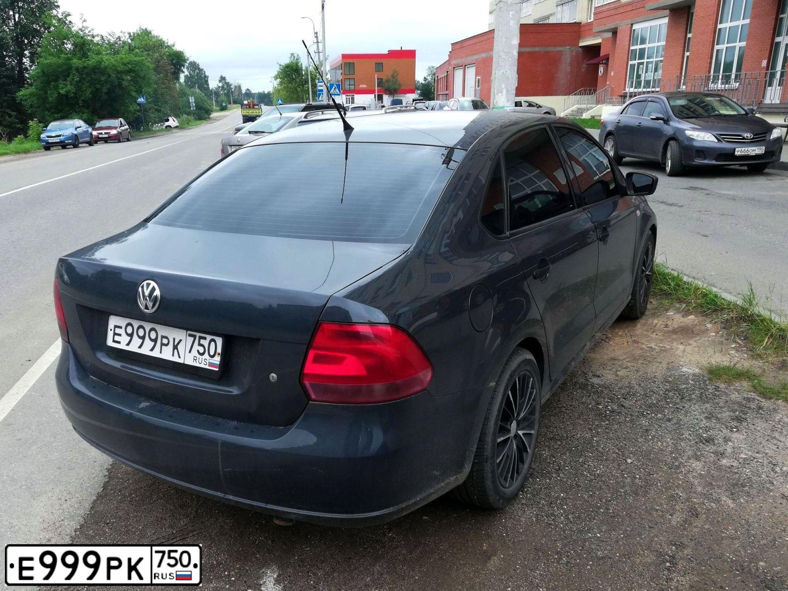 Фото автомобиля LADA 2114, 2005 — госномер Т770РР790