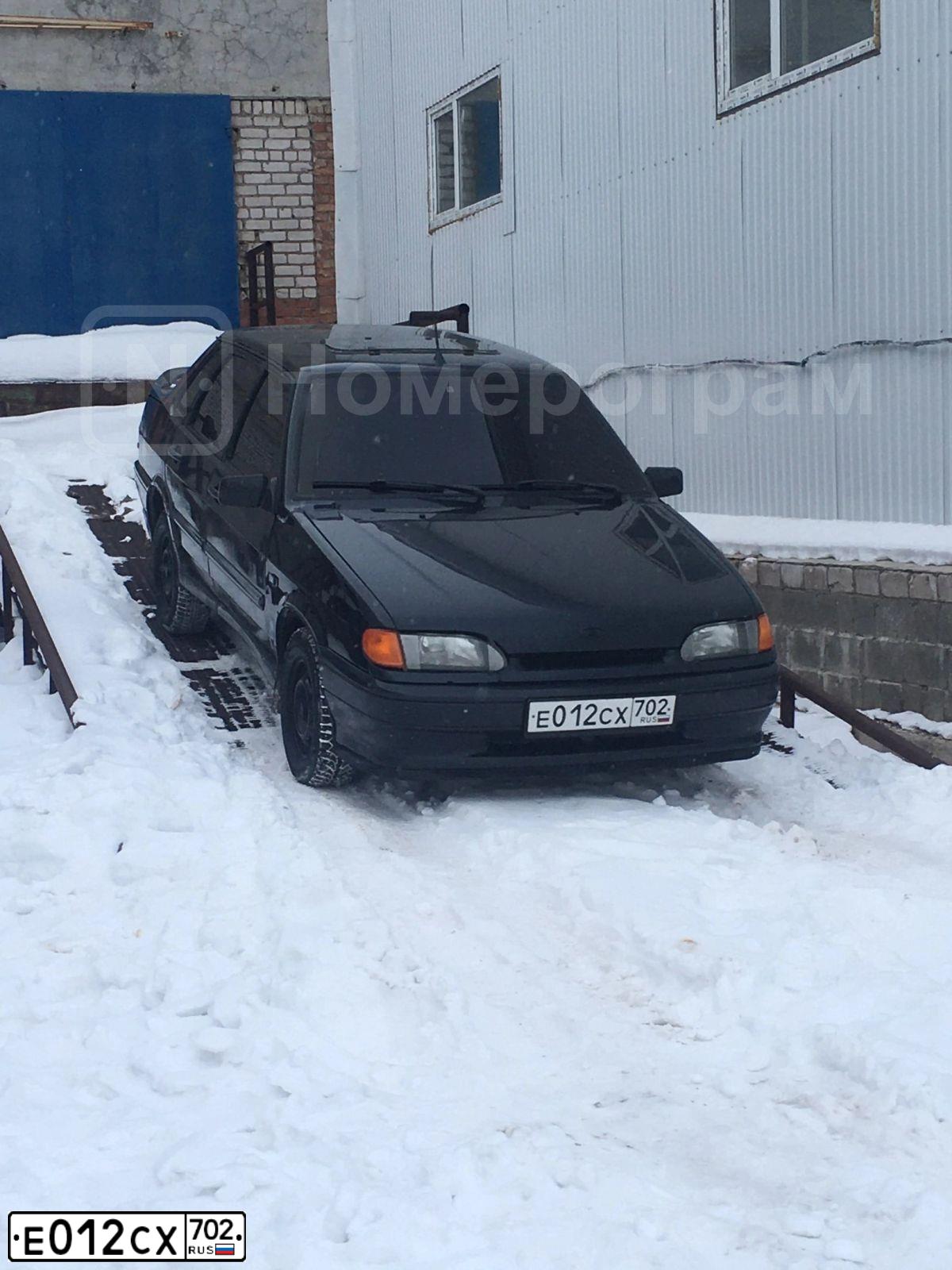 Фото автомобиля LADA 2115 SAMARA, 2009 — госномер Е012СХ702. Цвет: ГРАФИТОВЫЙ МЕТАЛЛИК