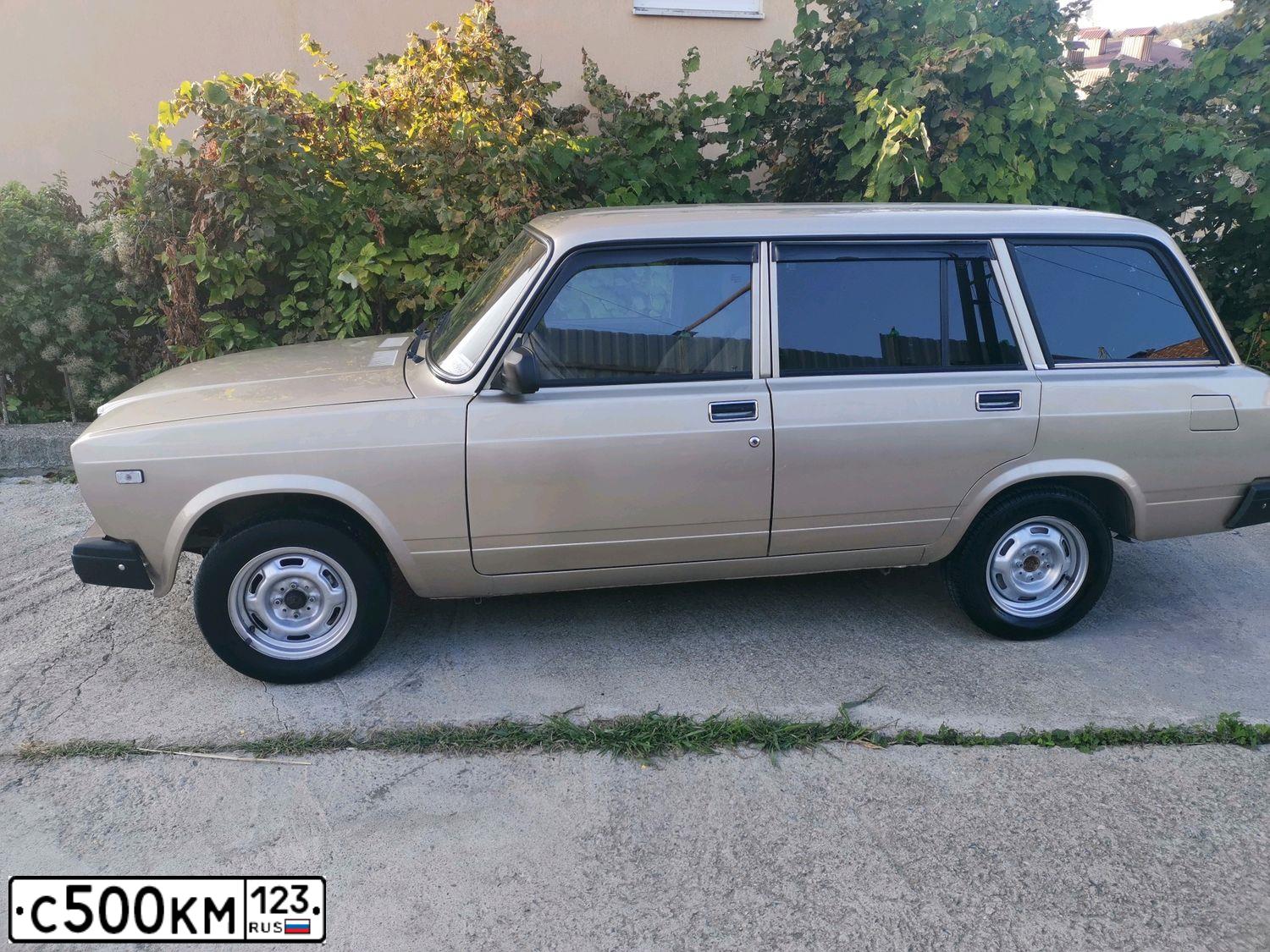 Фото автомобиля LADA 2107, 2010 — госномер С112СМ23. Цвет: БЕЛЫЙ