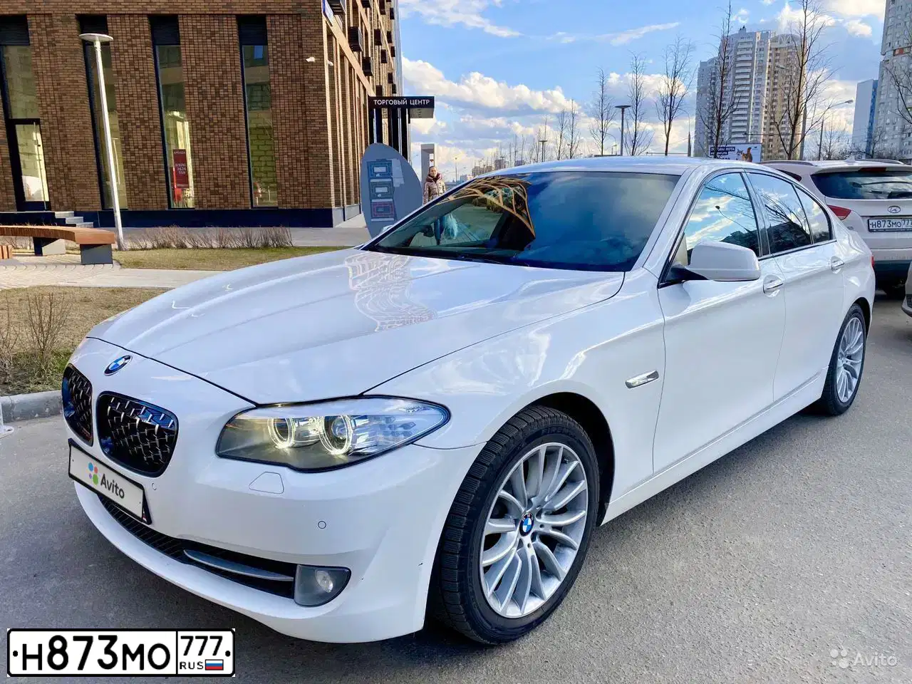 Фото автомобиля HYUNDAI IX35, 2014 — госномер М326ОЕ790. Цвет: Белый