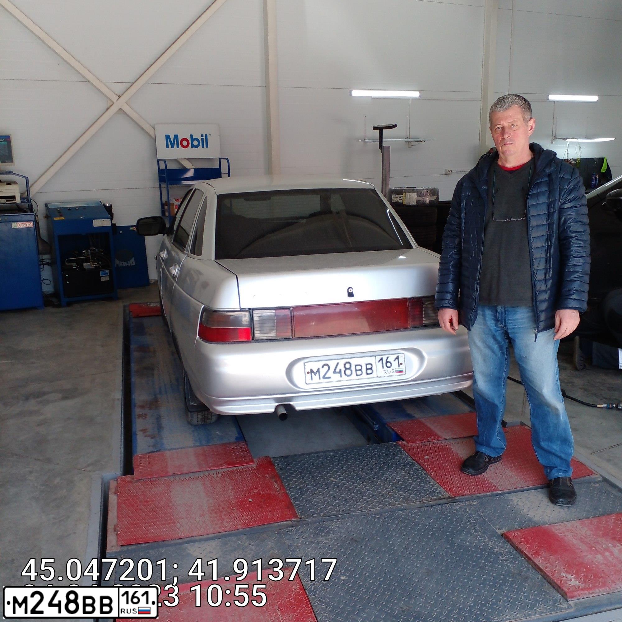 Фото автомобиля LADA 2110, 2003 — госномер М789РТ126. Цвет: СВЕТЛО-СЕРЕБРИСТЫЙ МЕТАЛЛ