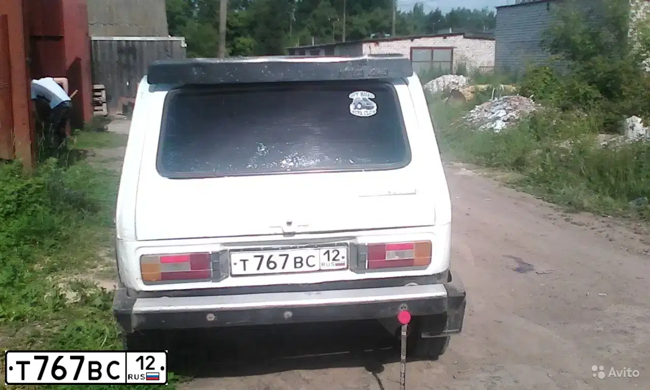 Фото автомобиля LADA 2121 NIVA, 1989 — госномер Т767ВС12. Цвет: БЕЛЫЙ