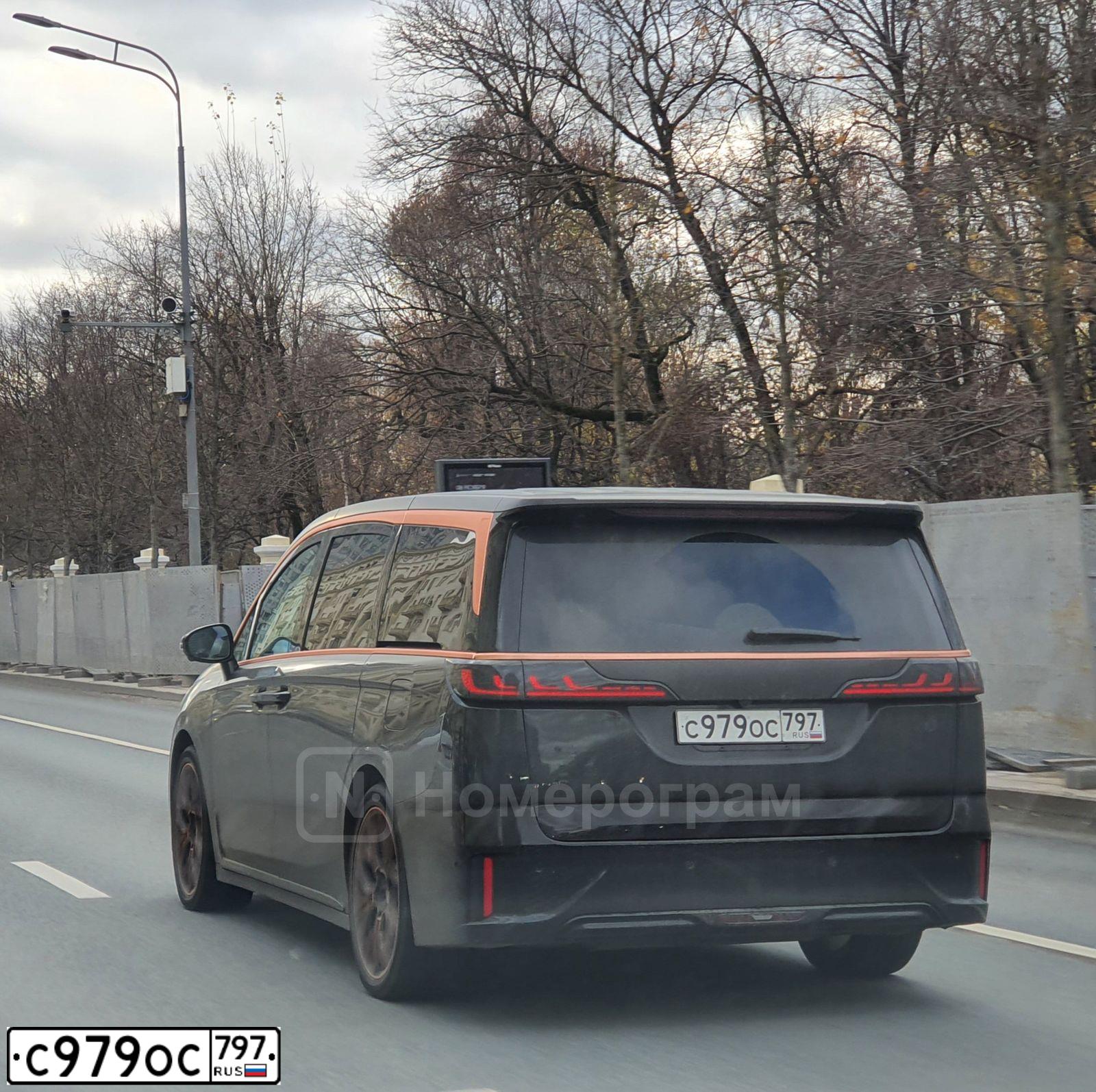 Фото автомобиля LADA 2111, 2005 — госномер С979ОС797. Цвет: ЗОЛОТИСТЫЙ ТЕМНО-ЗЕЛЕНЫЙ