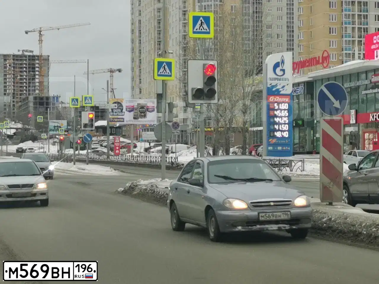 Фото автомобиля ZAZ LANOS, 2007 — госномер М569ВН196. Цвет: СВЕТЛО-СЕРЫЙ