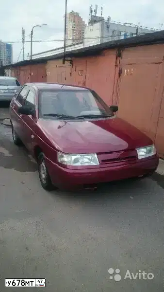 Фото автомобиля LADA 2110, 2002 — госномер У678МТ47. Цвет: СЕРЕБРИСТЫЙ КРАСНЫЙ