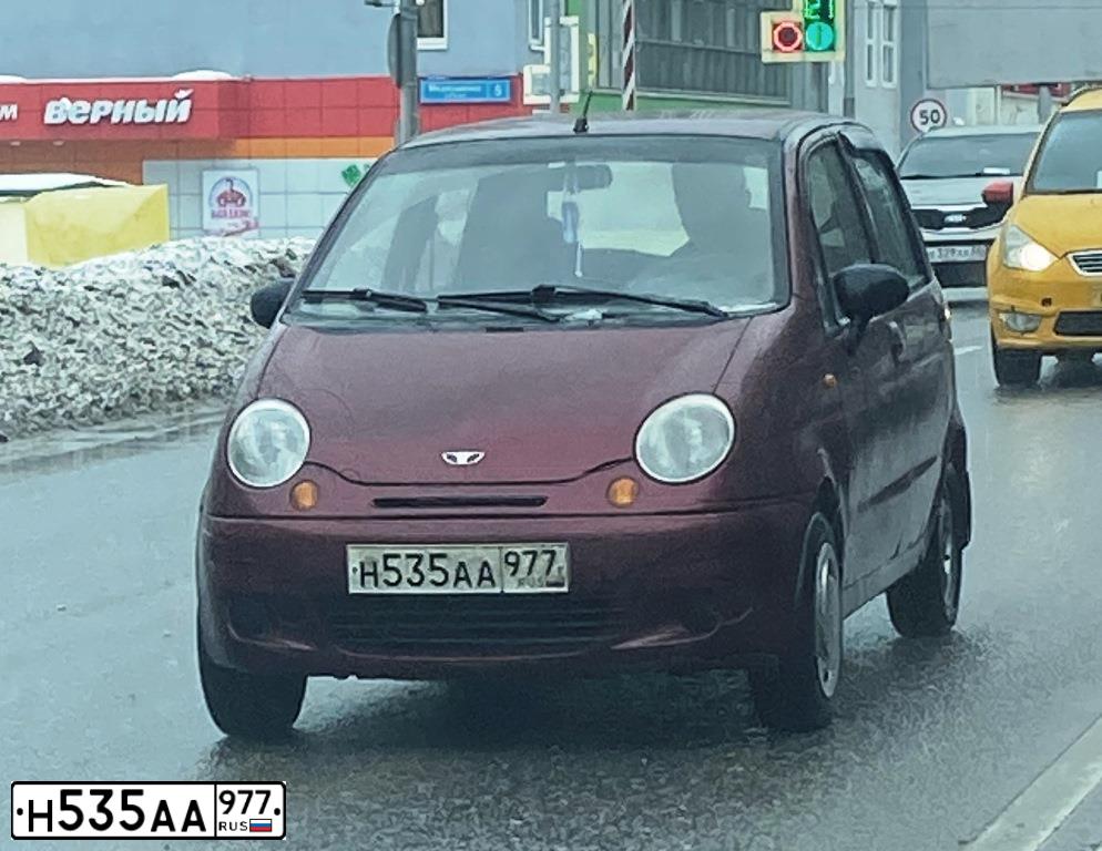 Фото автомобиля DAEWOO O MATIZ, 2008 — госномер Н535АА977. Цвет: СПЕЛАЯ ВИШНЯ