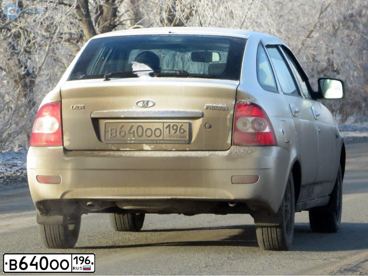 Фото автомобиля LADA PRIORA, 2012 — госномер Н882ОВ45. Цвет: Белый
