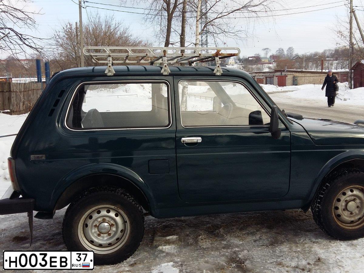 Фото автомобиля LADA 2121 NIVA, 2001 — госномер Н003ЕВ37. Цвет: сине-зеленый