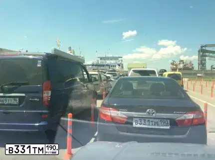 Фото автомобиля TOYOTA CAMRY, 2012 — госномер Р050НС750. Цвет: ЧЕРНЫЙ МЕТАЛЛИК