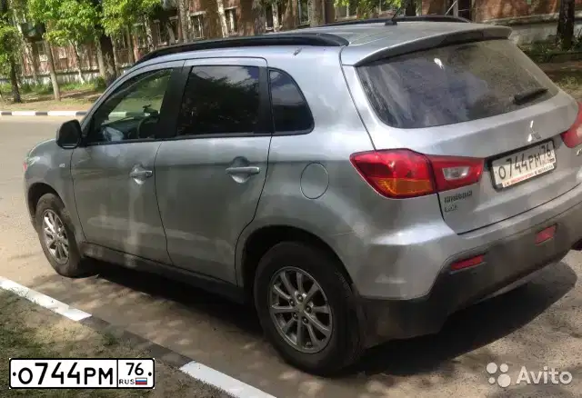 Фото автомобиля MITSUBISHI ASX, 2010 — госномер Р458АХ44