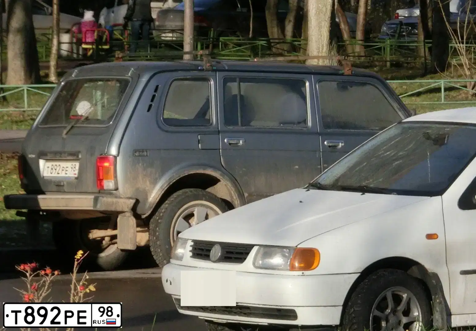 Фото автомобиля LADA 2131 NIVA, 2008 — госномер К695СО53. Цвет: СЕРО-ЗЕЛЕНЫЙ
