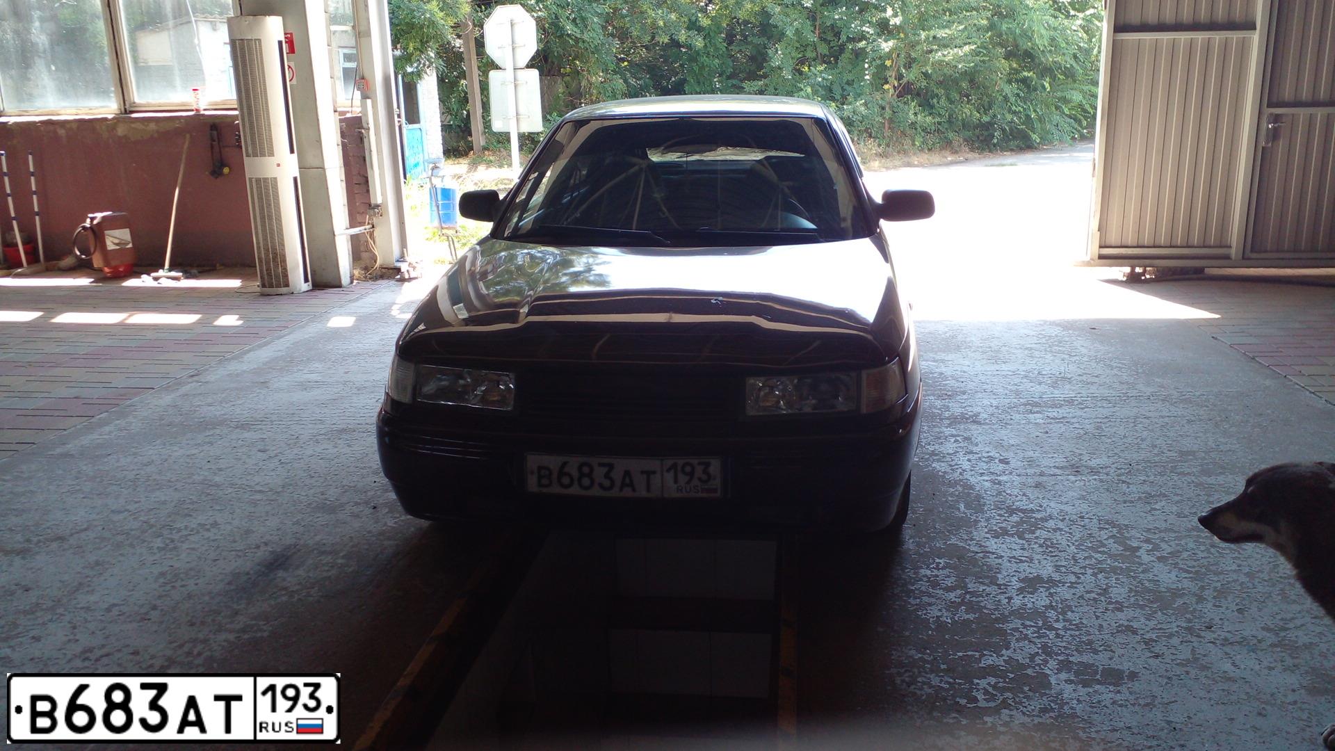 Фото автомобиля LADA 2112 LADA, 2008 — госномер В683АТ193. Цвет: ТЕМНО-ВИШНЕВЫЙ